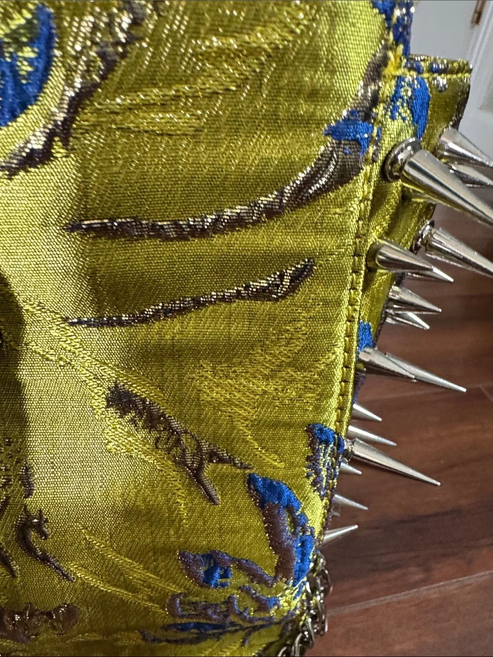 Akira lime green and blue  Floral Brocade Spike Chain Handbag - Picture 6 of 6